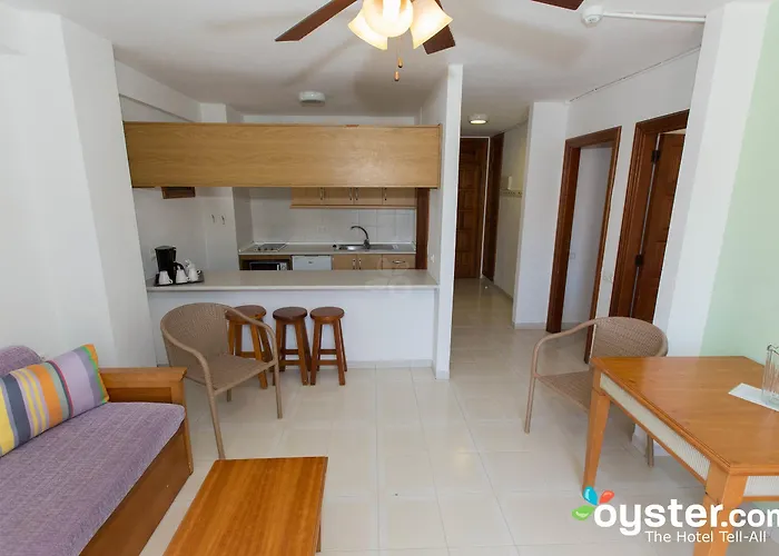 Διαμέρισμα Coral Compostela