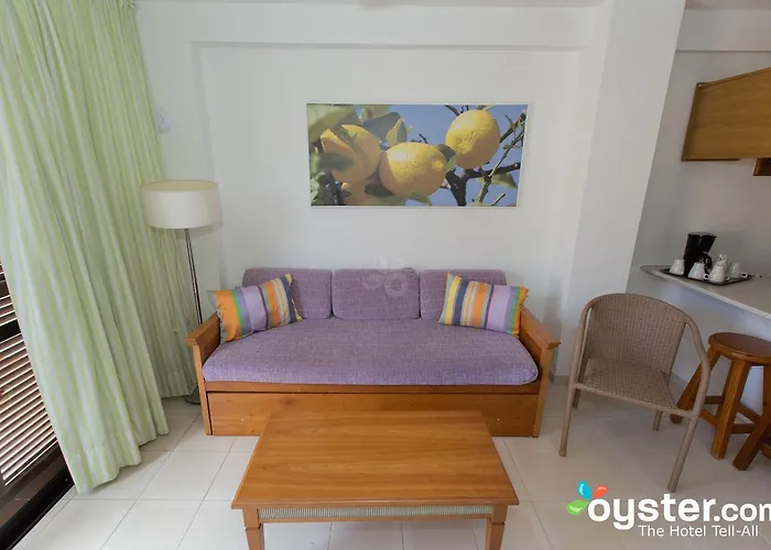 Coral Compostela Apartment *