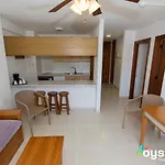 شقة Coral Compostela