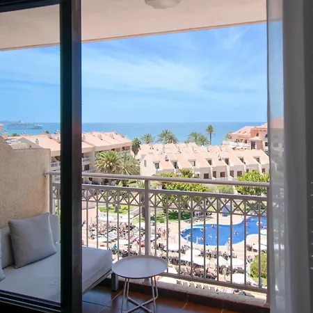 Apartmán Coral Compostela Playa de las Americas (Tenerife)